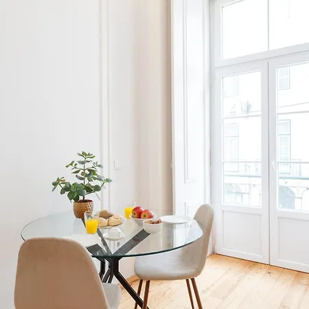 Modern In The Heart Of Chiado Лісабон