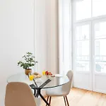 Modern In The Heart Of Chiado リスボン