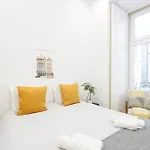Modern In The Heart Of Chiado * リスボン